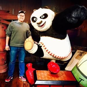 Meet your Posher, Toan